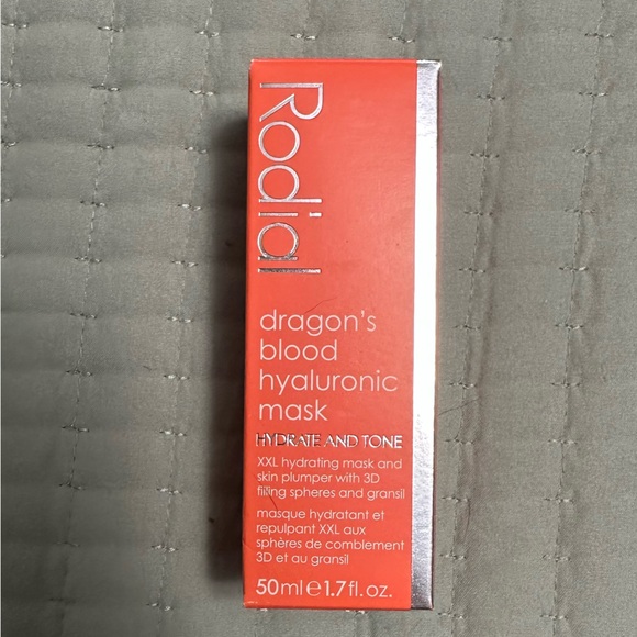 Rodial Dragon's Blood Hyaluronic Mask - Picture 3 of 3
